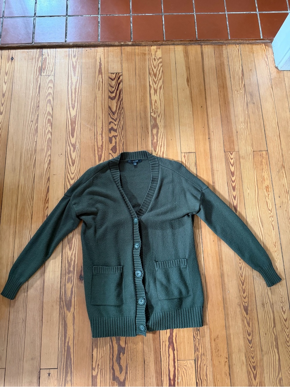 Cyrus Olive Green Long Cardigan Sweater S Button Front Pockets